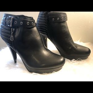 Women’s leather size 9.5 G by Guess brand booties